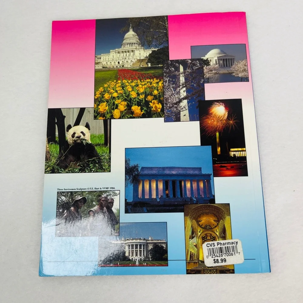 Washington DC Americas Capital City Souvenir Photo Book 5 Languages Multilingual